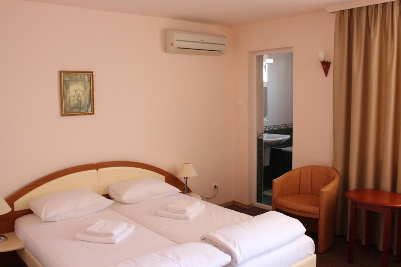 Arlanda Hotel Sveti Vlas Exterior photo